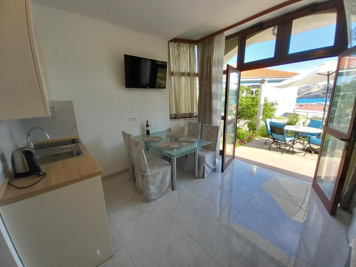 Apartments Irena บัชกา ภายนอก รูปภาพ